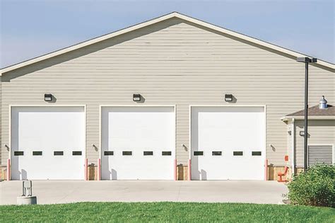 commercial garage doors 10x10